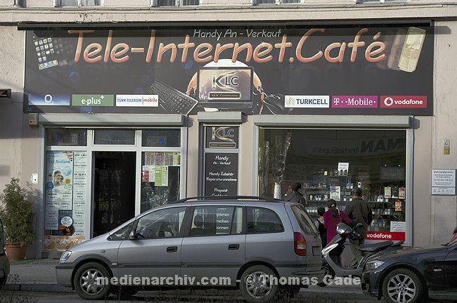 Tele-Internet.Cafe